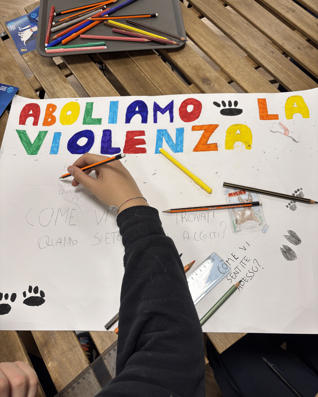 Prevenzione combattimenti tra cani nelle scuole
